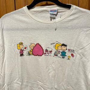 Peanut’s shirt sleeve t-shirt